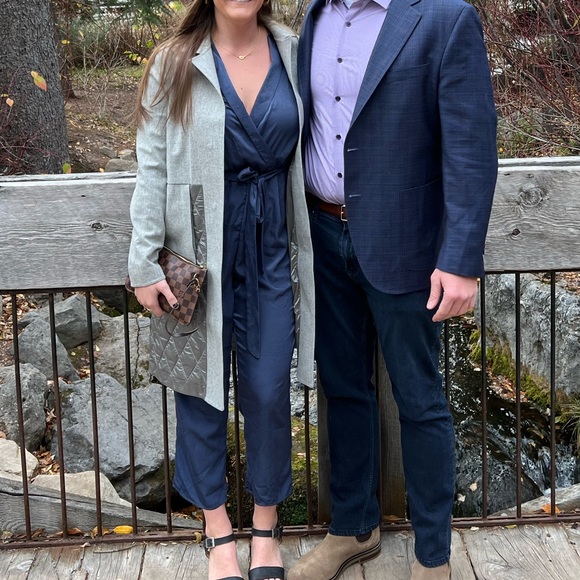 Lulu’s satin jumpsuit - Picture 9 of 10